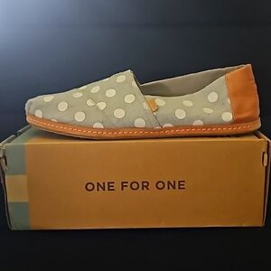 Women's classic toms